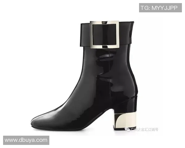 足球明星的道具拍摄背后故事揭秘与创意灵感的碰撞与融合